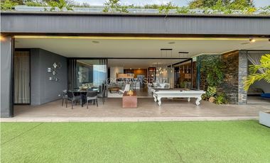 Venta de Apartamento con Espectacular Vista en Medellín - Los Balsos