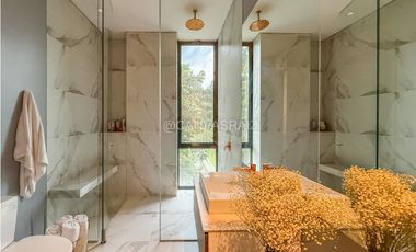 Venta de Apartamento con Espectacular Vista en Medellín - Los Balsos