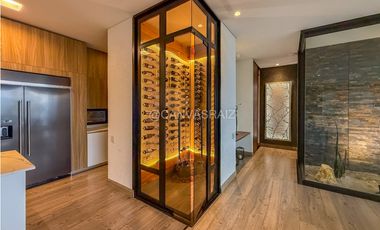 Venta de Apartamento con Espectacular Vista en Medellín - Los Balsos