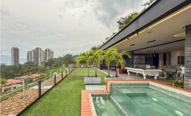 Venta de Apartamento con Espectacular Vista en Medellín - Los Balsos