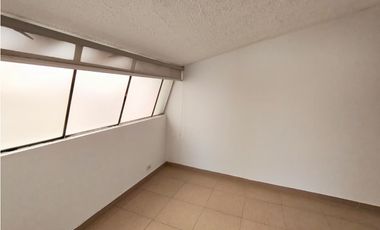 ACSI 1387. Oficina en arriendo, centro de Mosquera, Cundinamarca.