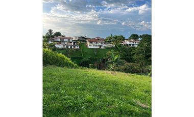 Se vende lote en conjunto cerrado. Quimbaya Quindio