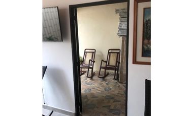 CASA DISPONIBLE PARA VENTA- CENTRO