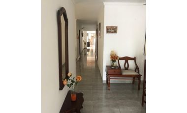 CASA DISPONIBLE PARA VENTA- CENTRO