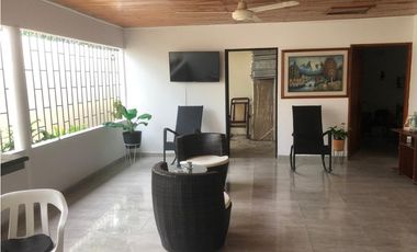 CASA DISPONIBLE PARA VENTA- CENTRO
