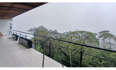 Casa en Arriendo Las Palmas Medellín