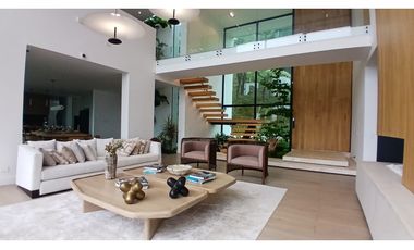 Casa en Arriendo Las Palmas Medellín