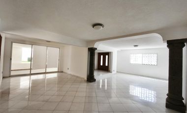 Casa en renta para oficinas o consultorios colonia Panorama León Guanajuato
