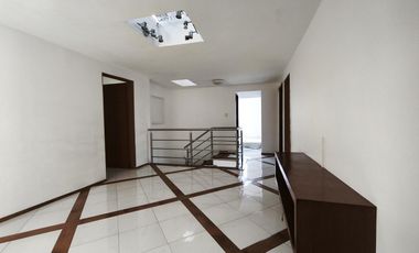 Casa en renta para oficinas o consultorios colonia Panorama León Guanajuato