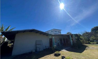 VENTA DE CASA  MAS 6 APARTAMENTOS  EN VOLCAN