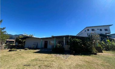 VENTA DE CASA  MAS 6 APARTAMENTOS  EN VOLCAN