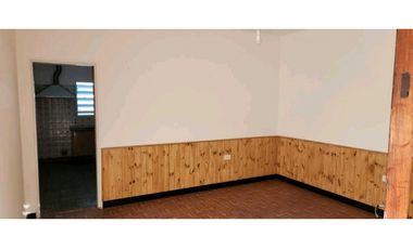 HERIBERTO MARTINEZ A 1 CUADRA RECTA MARTINOLLI 2 DORM. COCHERA
