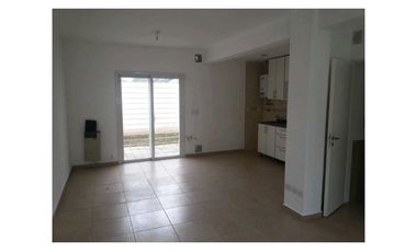 ARGUELLO / ZONA DISCO RECTA MARTINOLLI AL 7100 SOBRE CALLE NICASIO