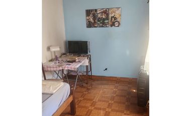 Roque Perez 4854, entre Colonia y Soldado Moreno