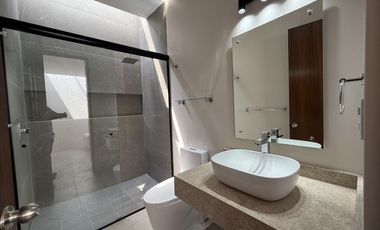 Estrene en privada de 5 casas