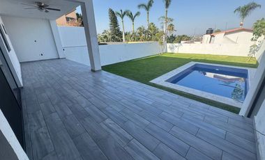 Casa en Fraccionamiento en Burgos Bugambilias Temixco - LLR-168-Fr