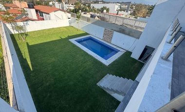 Casa en Fraccionamiento en Burgos Bugambilias Temixco - LLR-168-Fr