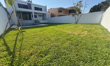 Casa en Fraccionamiento en Burgos Bugambilias Temixco - LLR-168-Fr