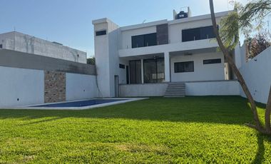 Casa en Fraccionamiento en Burgos Bugambilias Temixco - LLR-168-Fr