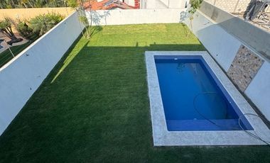 Casa en Fraccionamiento en Burgos Bugambilias Temixco - LLR-168-Fr