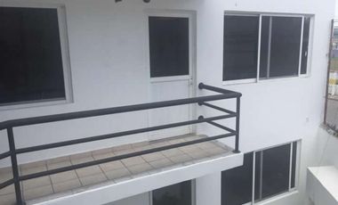 Edificio ideal para escuelas, consultorios u oficinas administrativas, en col. Lomas de Atzingo Cuernavaca Morelos