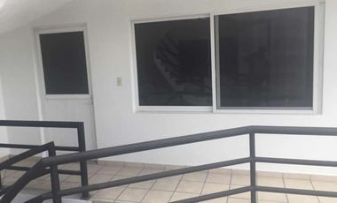 Edificio ideal para escuelas, consultorios u oficinas administrativas, en col. Lomas de Atzingo Cuernavaca Morelos
