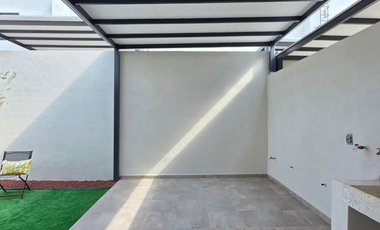 CASA EN VENTA EN COTO PRIVADO, 2 PLANTAS, 3 RECÁMARAS, 2 BAÑOS
