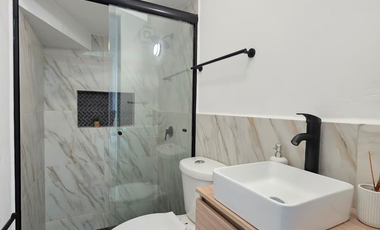 CASA EN VENTA LOTE EXCEDENTE 2 PLANTAS 3 RECÁMARAS, 3 BAÑOS, COCHERA PARA 1 AUTO