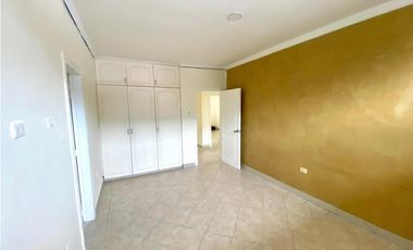 Los Ceibos, Hermoso Departamento en Renta, 143m2