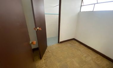 SE ALQUILA APARTAMENTO DE 3 HABITACIONES EN JUNIN