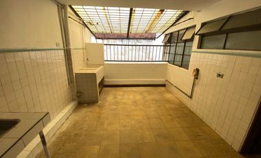 SE ALQUILA APARTAMENTO DE 3 HABITACIONES EN JUNIN