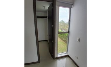 APARTAMENTO EN PORTAL DE LA ALAMEDA VALLE DE LILI