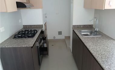APARTAMENTO EN PORTAL DE LA ALAMEDA VALLE DE LILI