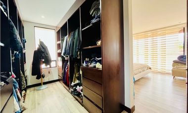 ARRIENDO CASA EN CAJICA DE 320 M2 EN CONJUNTO  CON CLUB