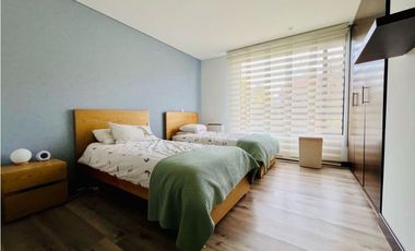 ARRIENDO CASA EN CAJICA DE 320 M2 EN CONJUNTO  CON CLUB