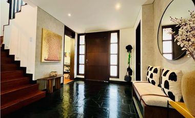 ARRIENDO CASA EN CAJICA DE 320 M2 EN CONJUNTO  CON CLUB