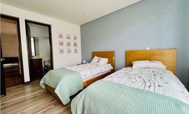 ARRIENDO CASA EN CAJICA DE 320 M2 EN CONJUNTO  CON CLUB