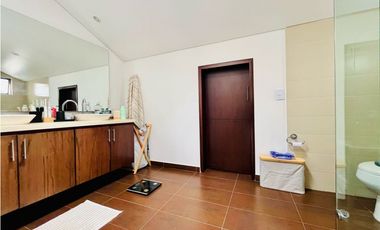 ARRIENDO CASA EN CAJICA DE 320 M2 EN CONJUNTO  CON CLUB