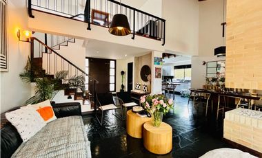 ARRIENDO CASA EN CAJICA DE 320 M2 EN CONJUNTO  CON CLUB