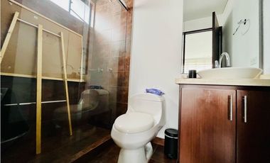 ARRIENDO CASA EN CAJICA DE 320 M2 EN CONJUNTO  CON CLUB