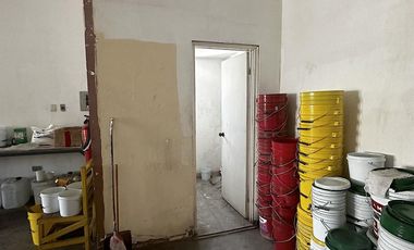 Oportunidad¡¡ Venta de Local Comercial por Ave. Heroico, Araram