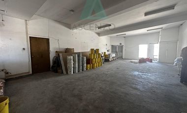 Oportunidad¡¡ Venta de Local Comercial por Ave. Heroico, Araram