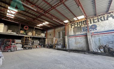 Oportunidad¡¡ Venta de Local Comercial por Ave. Heroico, Araram