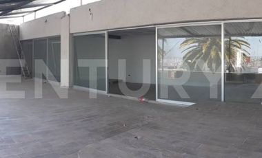 LOCAL EN PRIMER PISO CON ELEVADOR PARA PROYECTO MÉDICO EN LA PAZ PUEBLA