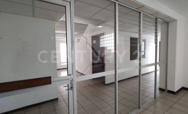 Oficinas en renta, desde 6 m2 hasta 25 m2, zona 25 poniente col. Volcanes Puebla