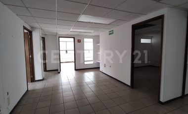 Oficinas en renta, desde 6 m2 hasta 25 m2, zona 25 poniente col. Volcanes Puebla
