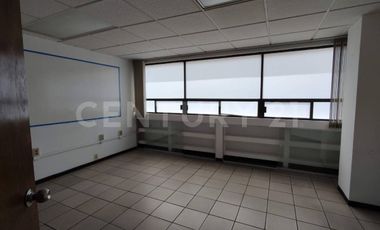 Oficinas en renta, desde 6 m2 hasta 25 m2, zona 25 poniente col. Volcanes Puebla