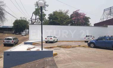 Renta de local comercial u oficina en planta alta Plaza Roma, Colima