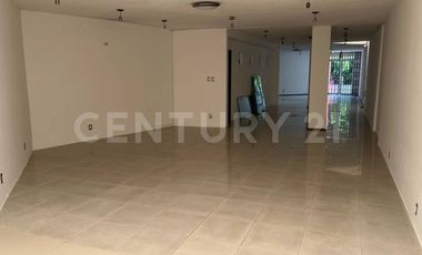 Local comercial en venta, en esquina, Zona Huexotitla, Dorada, Puebla