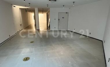 Local comercial en venta, en esquina, Zona Huexotitla, Dorada, Puebla
